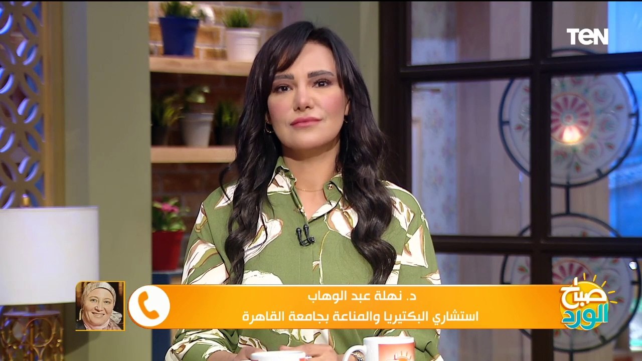 تسبب الشلل لثواني..استشاري بكتيريا ومناعة تحذر من تحدي تناول "حلوى الموت الأسود"