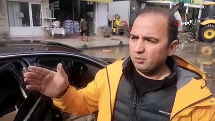 Yağışlar İzmir'i fena vurdu, okullar tatil edildi