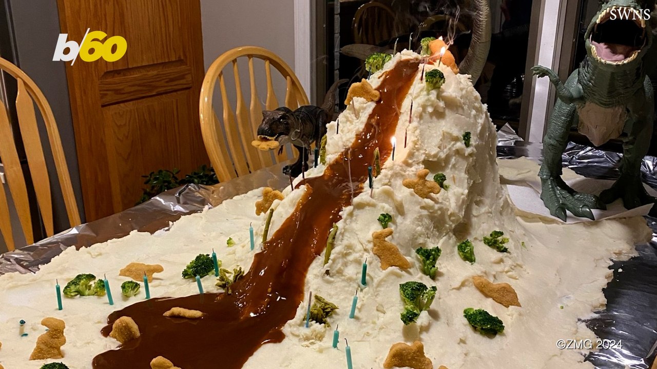 Creative Mom Builds Insane Dinosaur-Themed Mash...