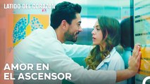 Todo El Mundo Es Consciente De Nuestro Amor - Latido Del Corazon