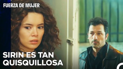 Arif Cenó Con Bahar Y Su Familia -  Fuerza De Mujer Capitulo 33