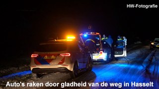 Auto's raken door gladheid van de weg in Hasselt