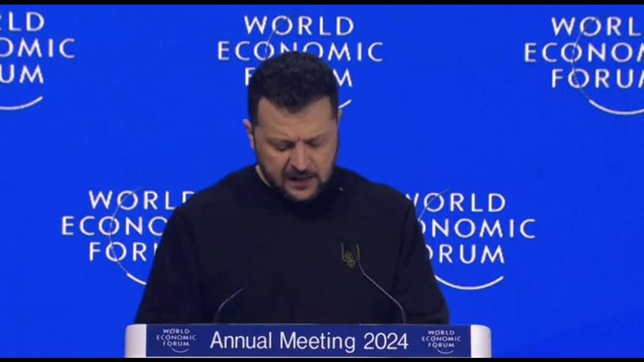 Ucraina, Zelensky: "Putin è un predatore"