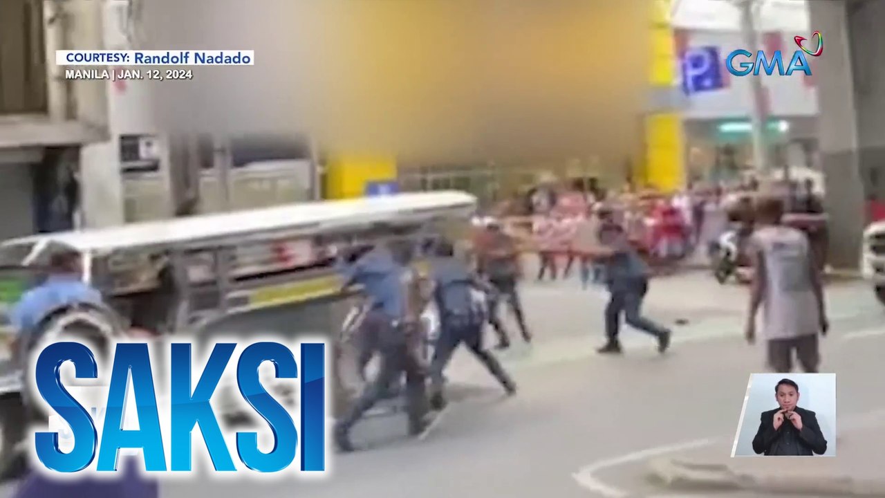 Mga pulis na rumesponde sa holdapan sa jeep, tanggal muna sa puwesto habang iniimbestigahan | Saksi