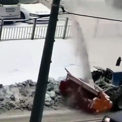 Pas la meilleure façon de déneiger la route