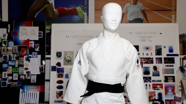 Veste Le Coq Sportif 15 De France Calendrier Pull Rugby Sweat