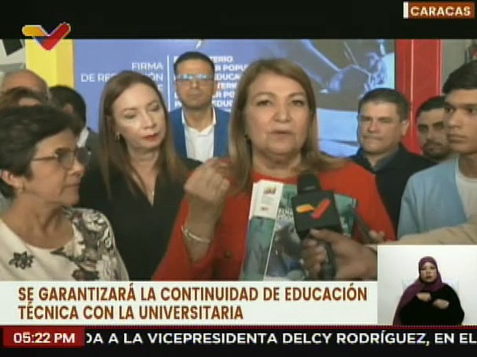 Caracas | Min. de Educación garantiza la continuación de la educación técnica con la universidad