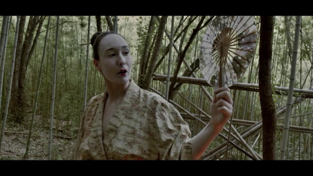 Le Miracle des Roses (2024)