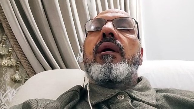 فَأَبْشِرُوا وَأَمِّلُوا مَا يَسُرُّكُمْ، فَوَاللَّهِ مَا الفَقْرَ أَخْشَى عَلَيْكُمْ، وَلَكِنْ أَخْشَى عَلَيْكُمْ أَنْ تُبْسَطَ عَلَيْكُمُ الدُّنْيَا كَمَا بُسِطَتْ عَلَى مَنْ كَانَ قَبْلَكُمْ، فَتَنَافَسُوهَا كَمَ