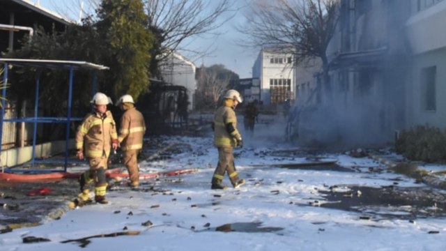 İzmir'de fabrika yangını: Ölü ve yaralılar var