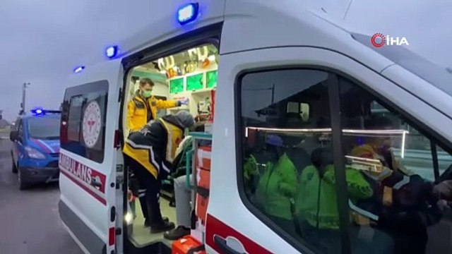 Köpeğe çarpmamak için kaza yaptı: 3 yaralı