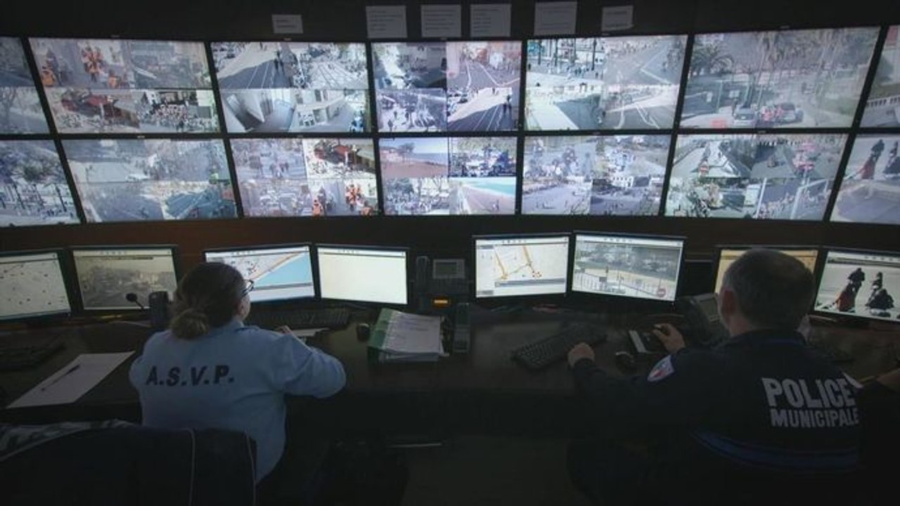 Tous surveillés : 7 milliards de suspects