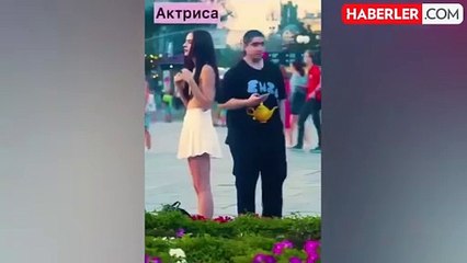 Sosyal deney için etek altı fotoğrafı çeken genç, yumruğu yedi