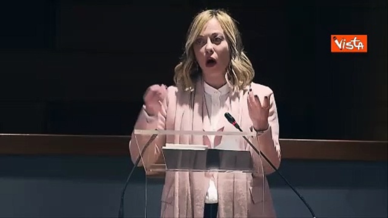 Meloni: "Trasformare Italia da fanalino di coda a modello per uso fondi Ue"