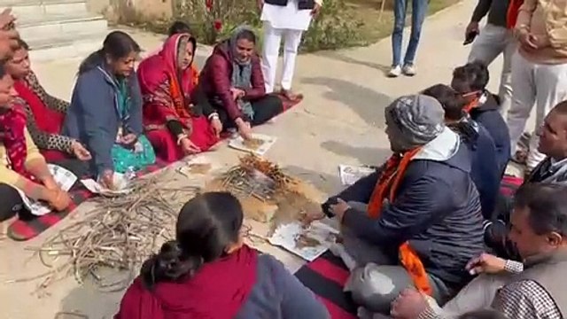 मत्स्य विवि में दूसरे दिन एबीवीपी का धरना जारी, किया सद्बुद्धि यज्ञ, देखे वीडियो