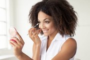 Ahorra Tiempo Y Dinero: Descubre 5 Productos De Maquillaje Multiusos