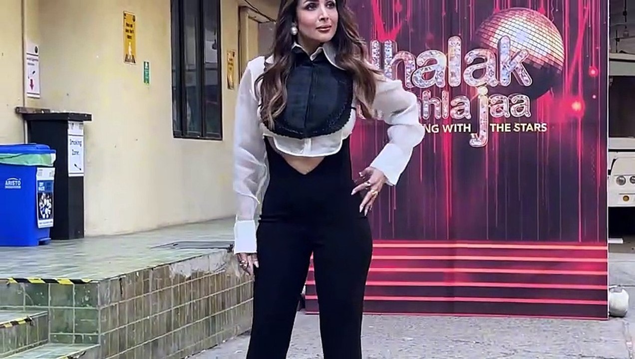 Malaika Arora shows bossy look in black and whi...
