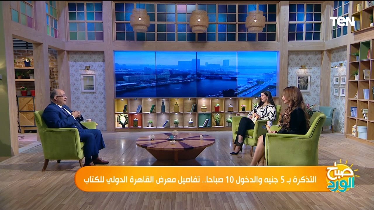 عضو اللجنة العليا لمعرض الكتاب: القارئ مازال متمسك بالكتاب الورقي و75% منهم شباب