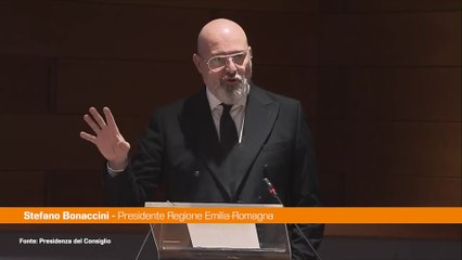 Lapsus Bonaccini "Ho incontrato Vannacci", ma era Vattani