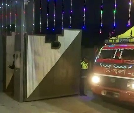 गर्भगृह में स्थापित होने वाली रामलला की मूर्ति पहुंची अयोध्या, देंखे वीडियो