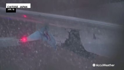 Japan aircrafts clip wings from heavy snowfall