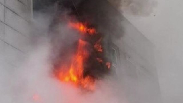 경기 평택 상가주택에서 불...'거동 불편' 환자 숨져 / YTN