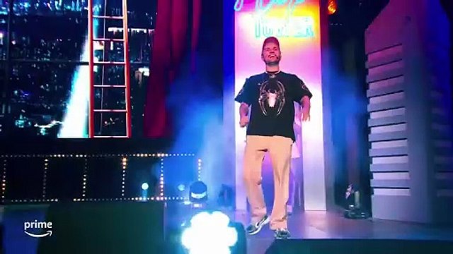 Réalisée par un de ses proches, la série documentaire Merci internet , diffusée sur Amazon Prime Video, retrace la folle ascension de Squeezie, bientôt 28 ans et presque 19 millions d'abonnés