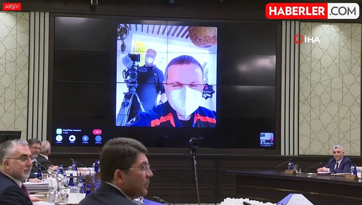 Türkiye'nin ilk astronotu Alper Gezeravcı'nın da üyesi olduğu Ax-3 misyonunun uzaya fırlatılması, yarına ertelendi