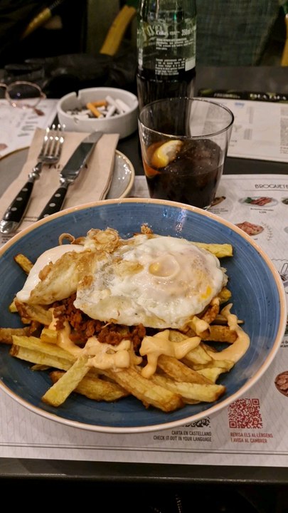 Cenando