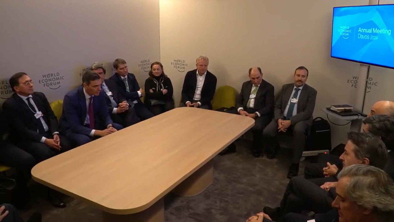 Encuentro de Pedro Sánchez con los empresarios del Ibex que han acudido a Davos