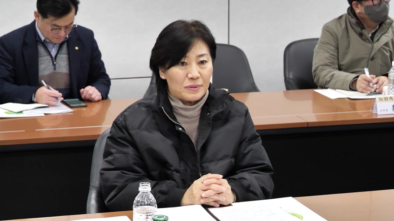 송미령 농식품장관 "설 축산물 공급 안정적...가격 안정 지원" / YTN