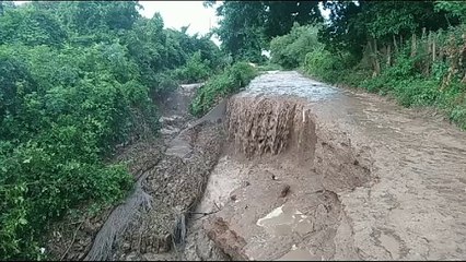 Camino destruido por las lluvias deja varias comunidades de El Torno incomunicadas