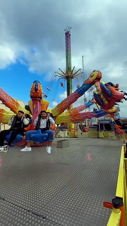 Foire de GRENOBLE 2023 - Foire des RAMEAUX  #fêteforaine #manege #sensation #grenoble #france  (29)