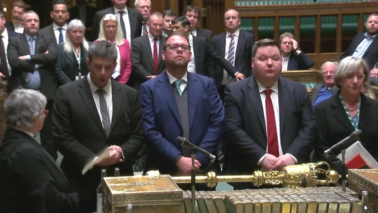 Moment Sunak’s Rwanda bill passes Commons after unsuccessful Tory revolt