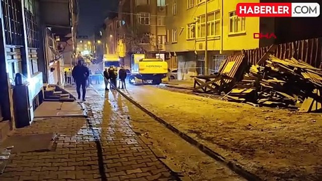 Gaziosmanpaşa'da İnşaat Temelinde Toprak Kayması