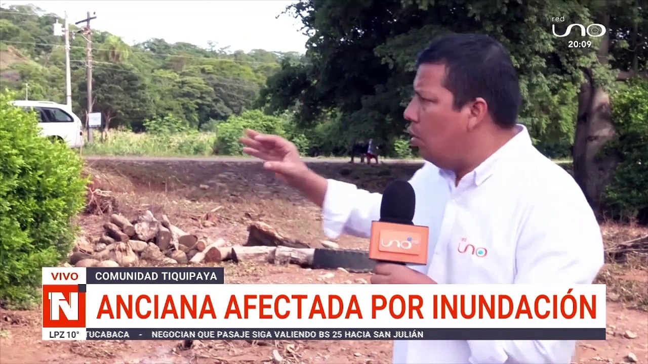 anciana afectada por turbión