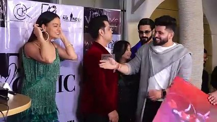 Divya Agrawal, Shiv Thakare और Shewta Tiwari ने रेड कार्पेट इवेंट पर बिखेरा ग्लेमर का जादू