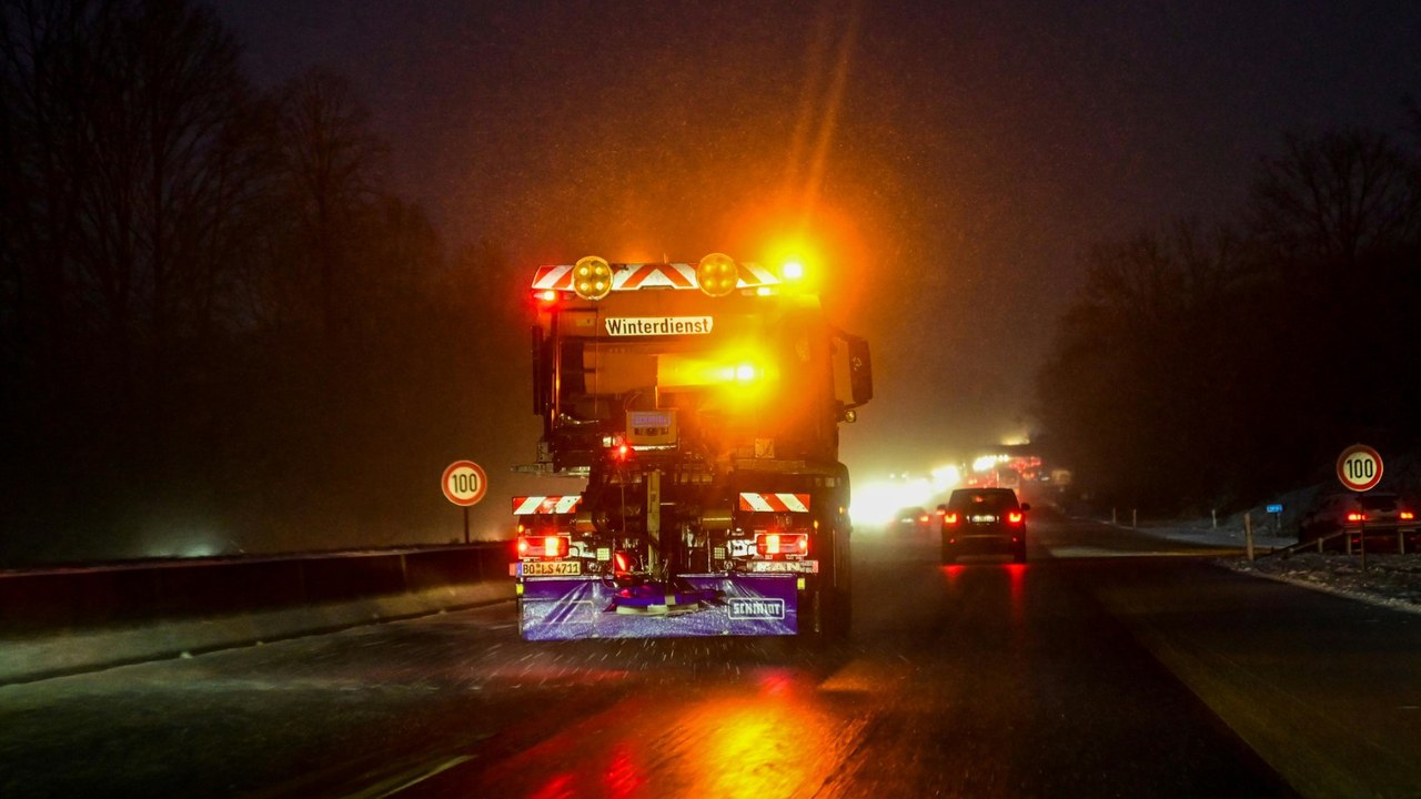 Wetterdienst rechnet weiter mit Glatteis und Schneefall in Deutschland