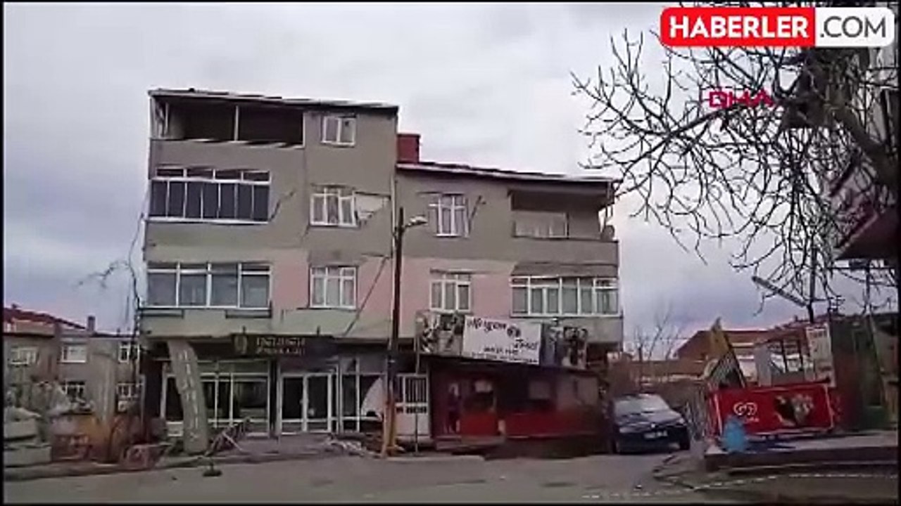 ÜMRANİYE METRO ÇÖKME VİDEOSU İZLE! Ümraniye'de metro çökme anı videosu, fotoğrafı var mı?