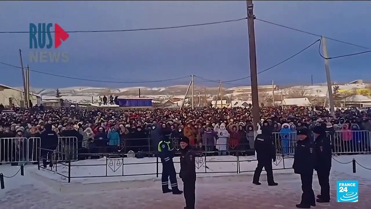 Hundreds protest and clash with police in Russia after activist sentenced to prison