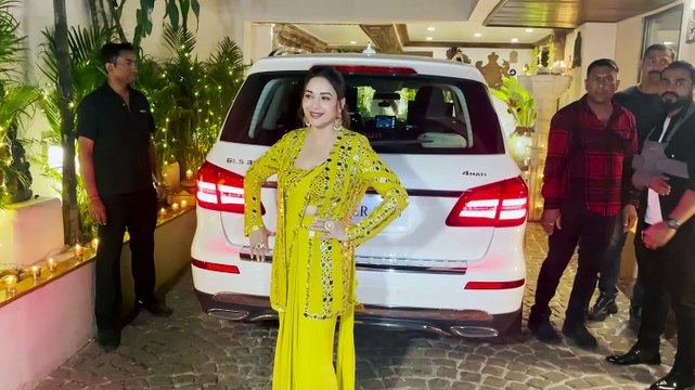 Anil Kapoor, Madhuri Dixit, Sonam, Farhan Akhtar and others join Javed Akhtar’s birthday bash