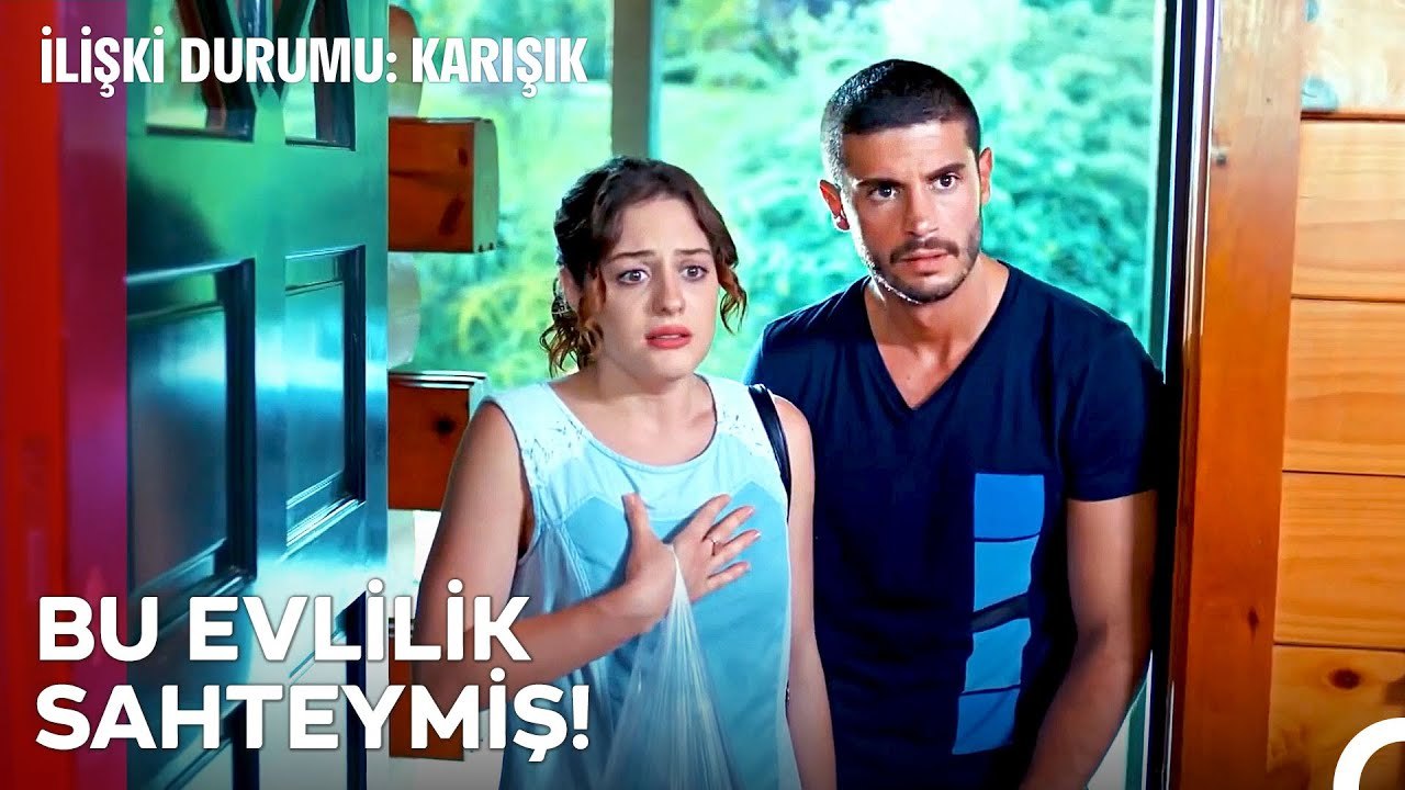 Arkadaş Arkadaşın Şantajcısıdır - İlişki Durumu Karışık