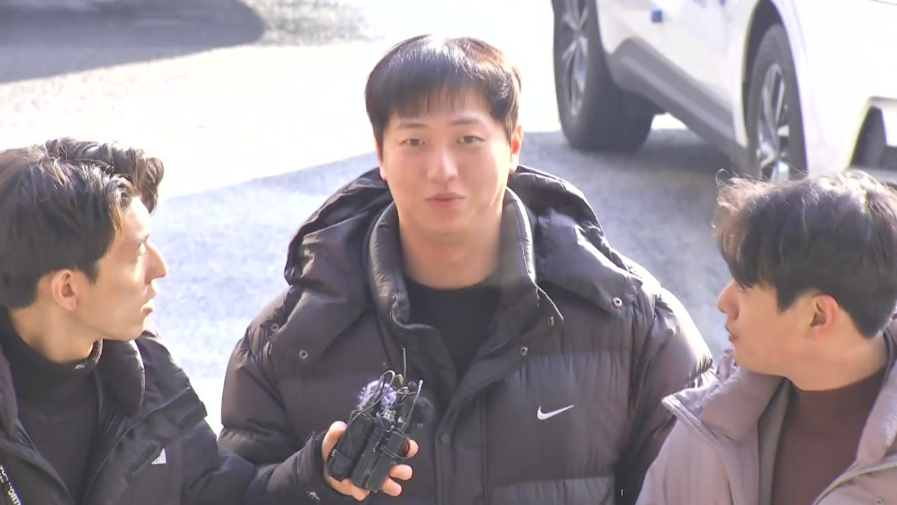'김하성 공갈' 임혜동, 류현진 수억 갈취 혐의로 구속영장 / YTN