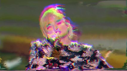 Travis Kelce REVEALS What It_s Like To Live With Taylor Swift(1080P_HD)