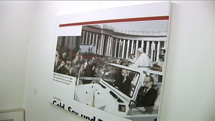 Tania Inowlocki / artMbassy / Interview (2006) (r2)