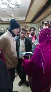 নোয়াখালী এমপি মন্ত্রী কাছে না গিয়ে এক নারী ব্যারিস্টার সুমন এমপির কাছে চলে আসলেন