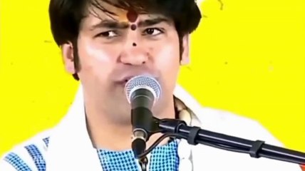बागेश्वर बाबा ने खेसारी लाल यादव के गाने की जमकर की तारीफ, बोले ‘गीत देखकर आनंद आ गया’