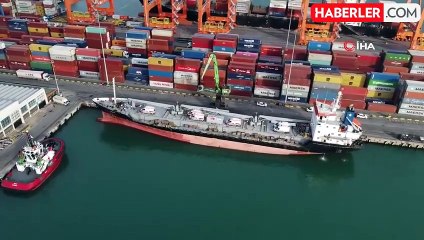 Türk Kızılay'ının Gazze'ye bin 500 tonluk 3'üncü yardım gemisi uğurlandı