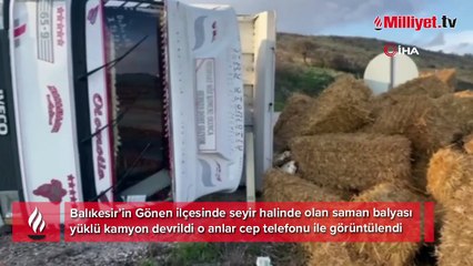 Saman yüklü kamyon böyle devrildi
