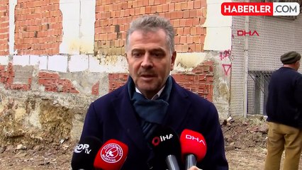 Gaziosmanpaşa'da inşaat alanında toprak kayması: 2 bina tahliye edildi
